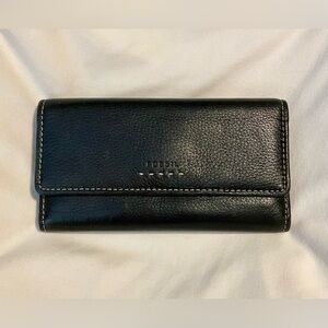 *EUC* FOSSIL Pebbled Leather - Black Trifold Wallet w/checkbook cover-coin pouch